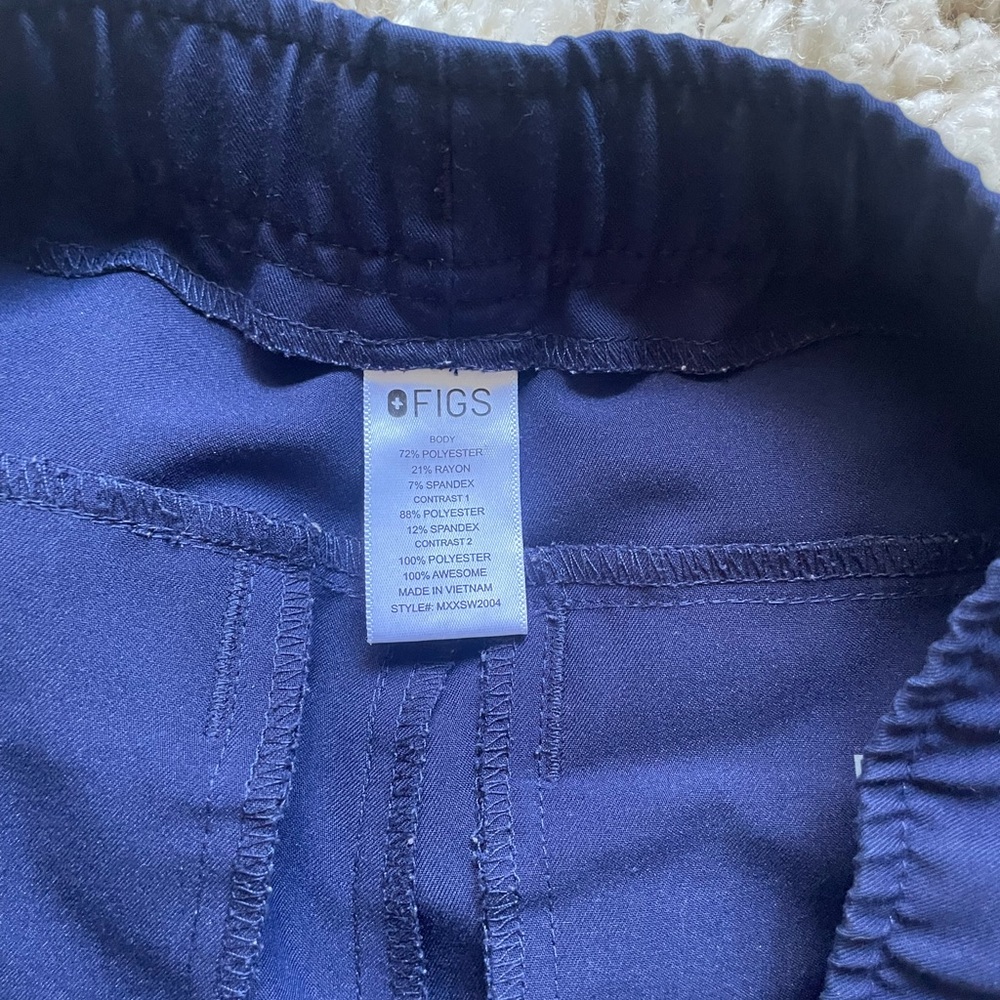FIGS Scrubs Technical Collection Joggers - Picture 4 of 6